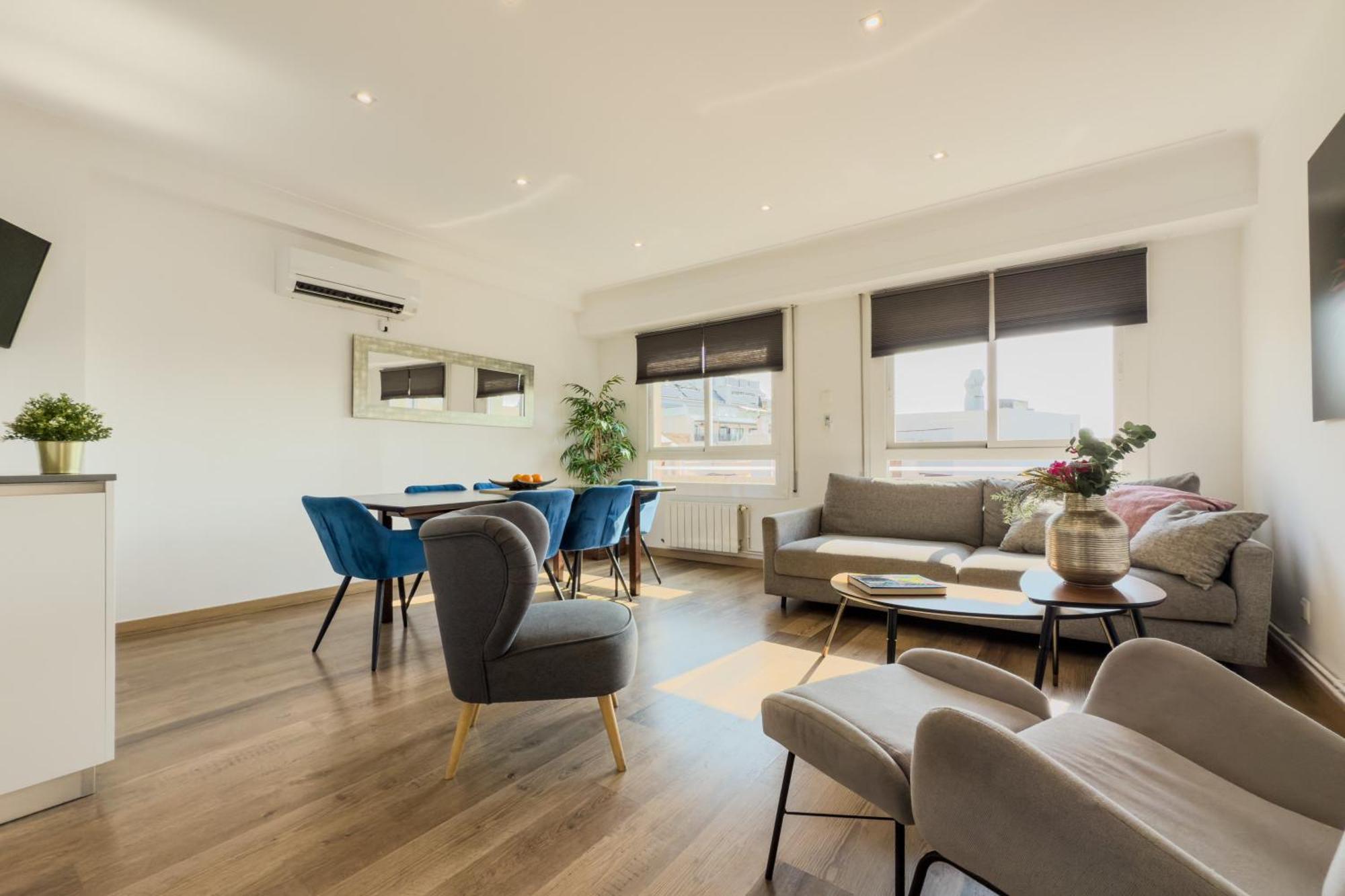 Apartament Penthouse Center With 2 Terraces And Views
